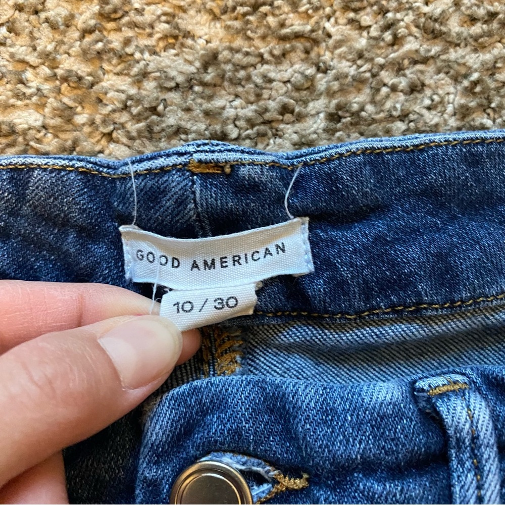Good American jeans 10/30 - Picture 3 of 7